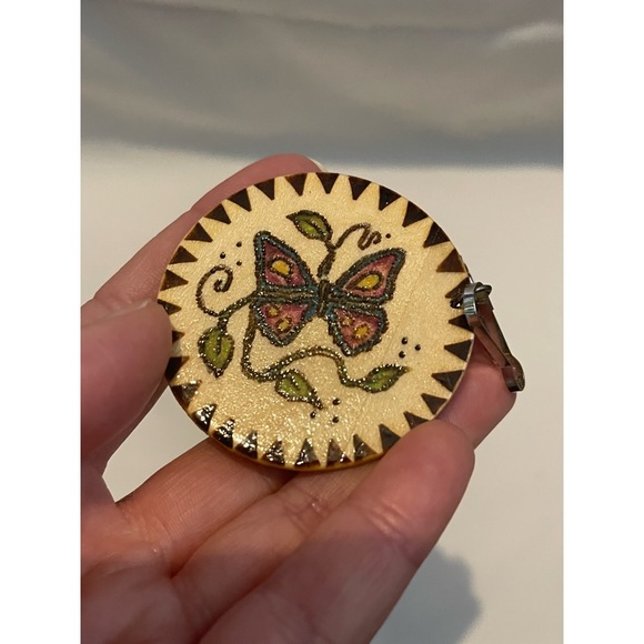 🌸✨New Handcrafted Handmade Wood Burned Butterfly Monogram A Keychain - Picture 6 of 9